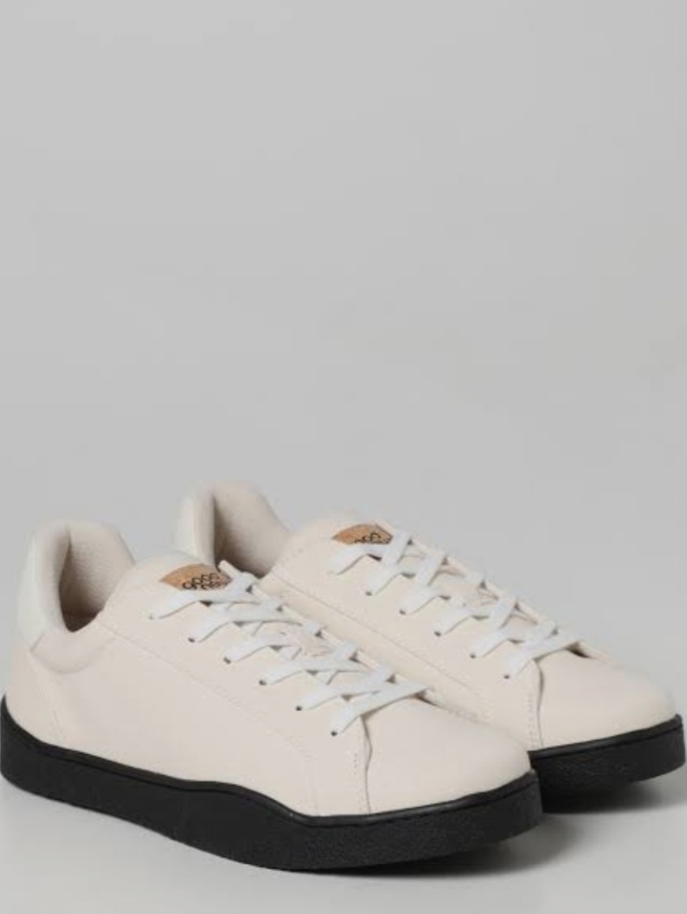 NWOT Good News Canvas Sneakers in Off-White Size 39